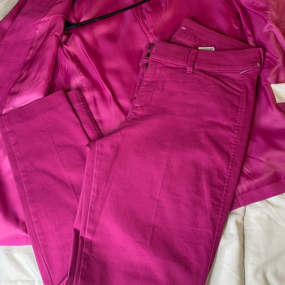 Pink Blazer Set - Picture 4 of 11
